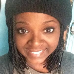 Meet your Posher, Nia